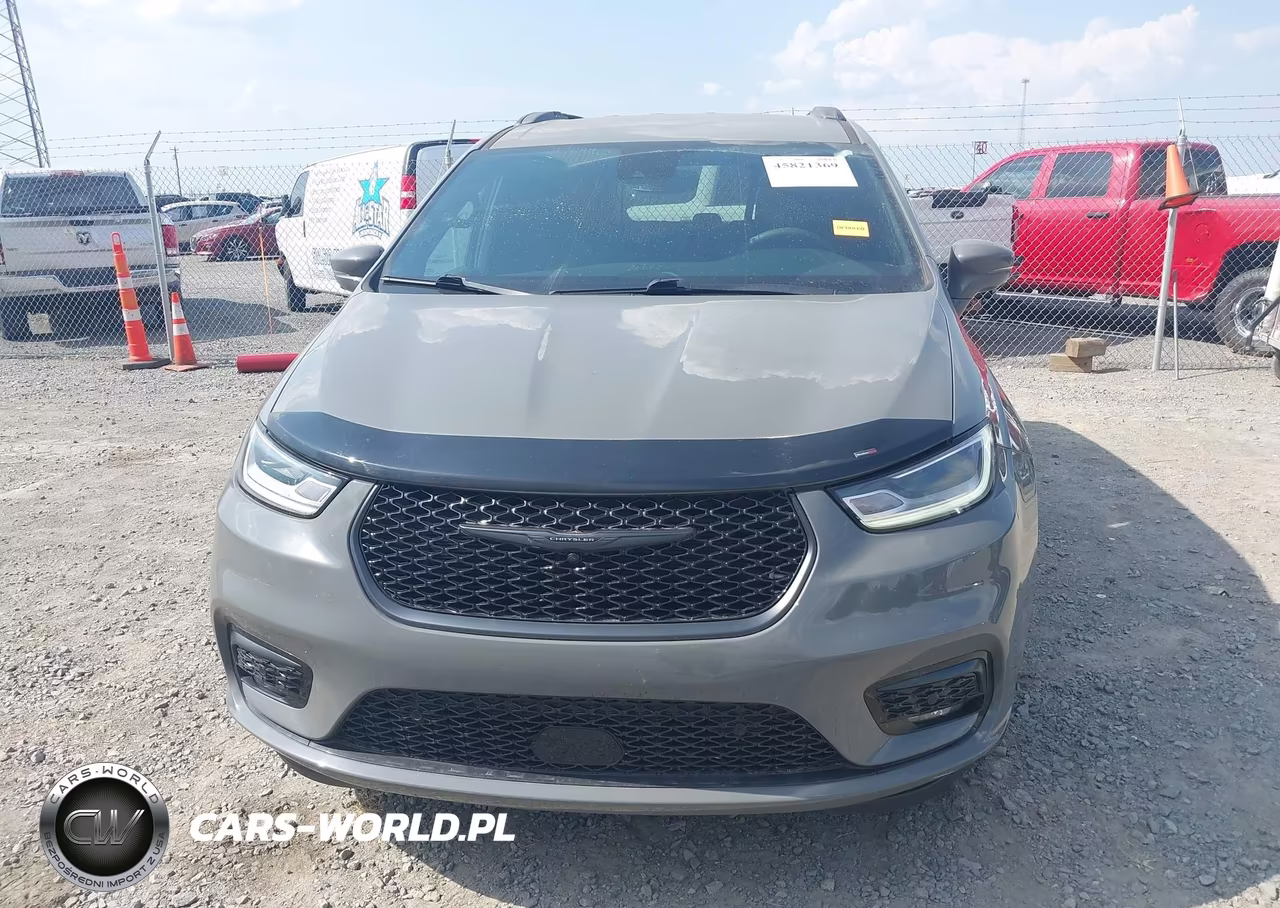 2022 Chrysler Pacifica Touring L VIN:2C4RC1BG8NR110127 - 12