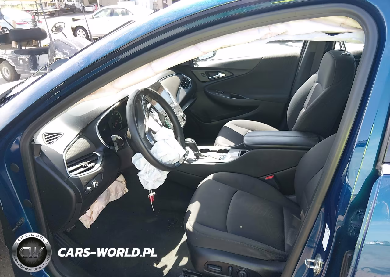 2019 Chevrolet Malibu Lt VIN:1G1ZD5ST4KF139895 - 5
