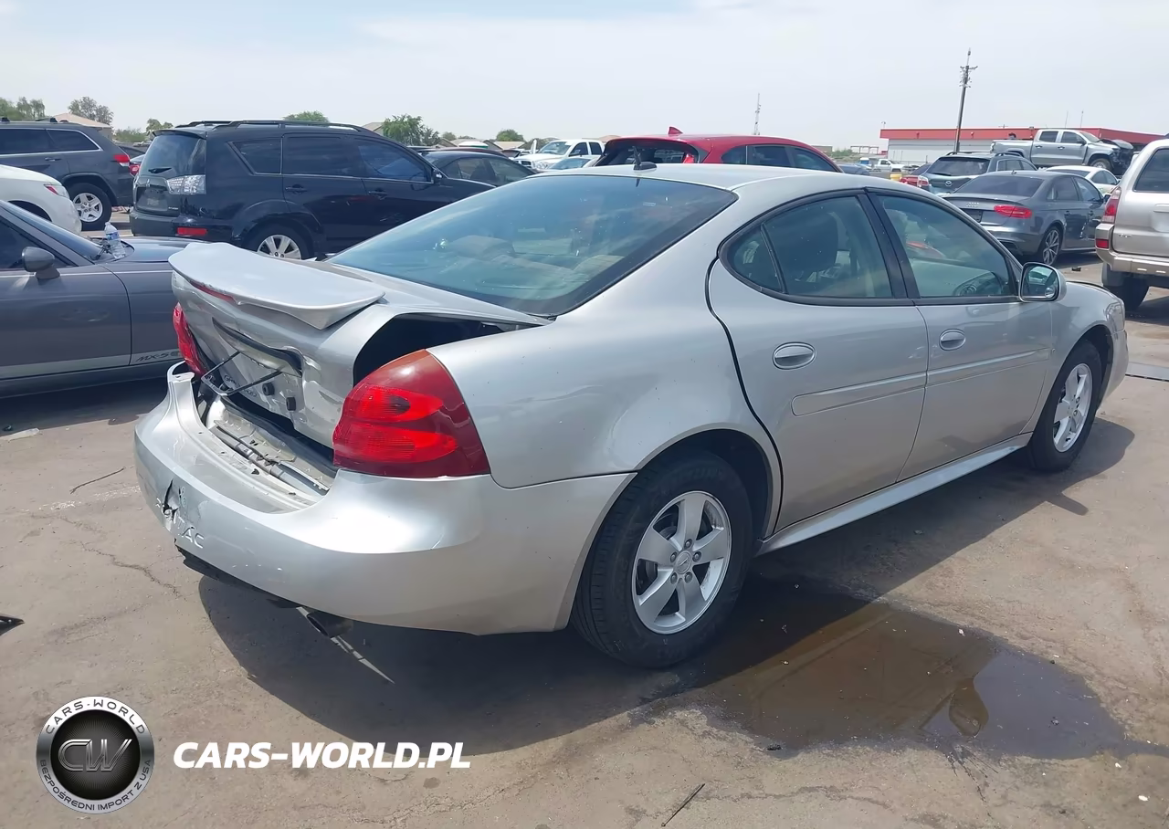 2008 Pontiac Grand Prix VIN:2G2WP552681175743 - 4