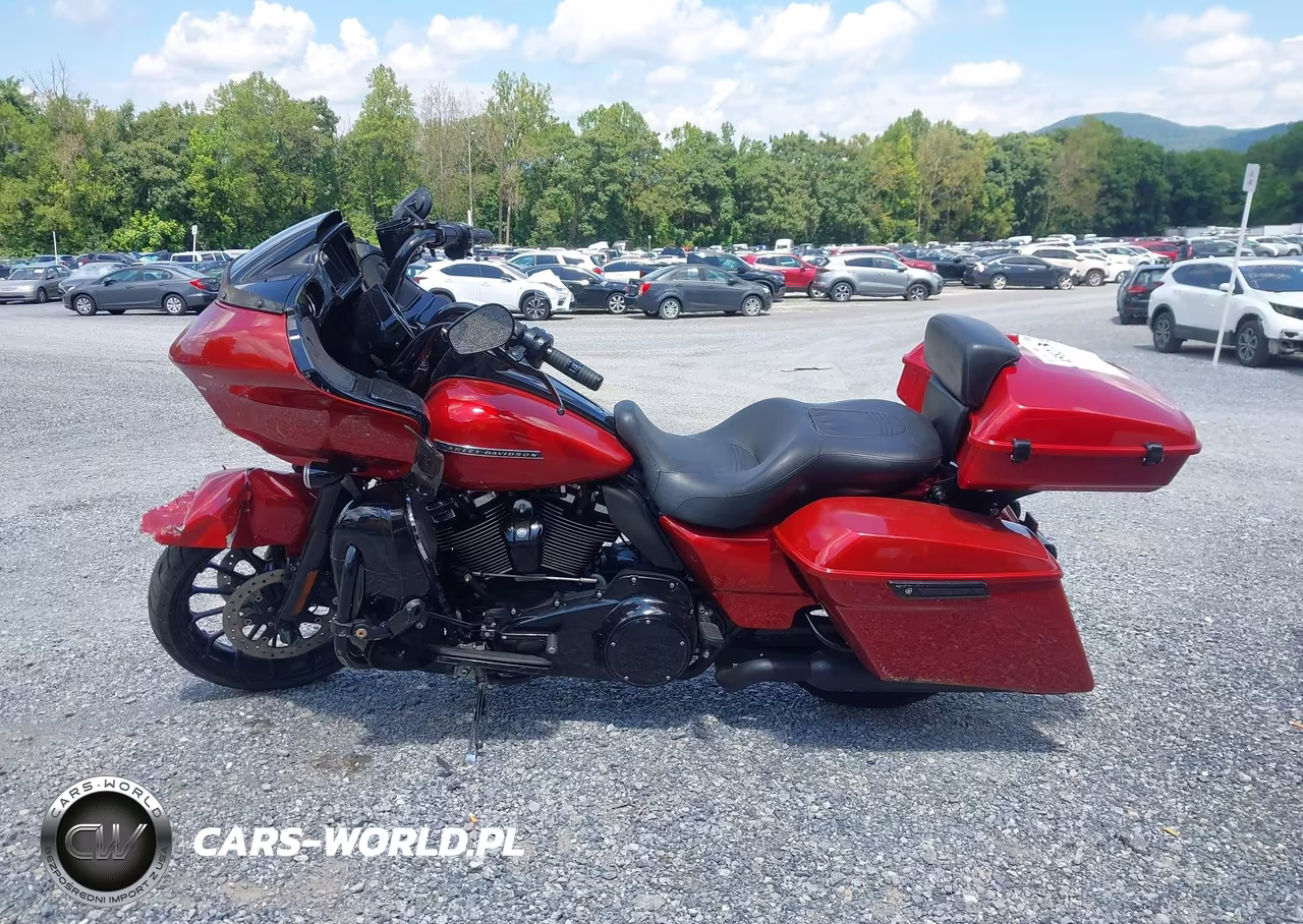 2018 Harley-Davidson Fltrxs Road Glide Special VIN:1HD1KTC15JB622991 - 13