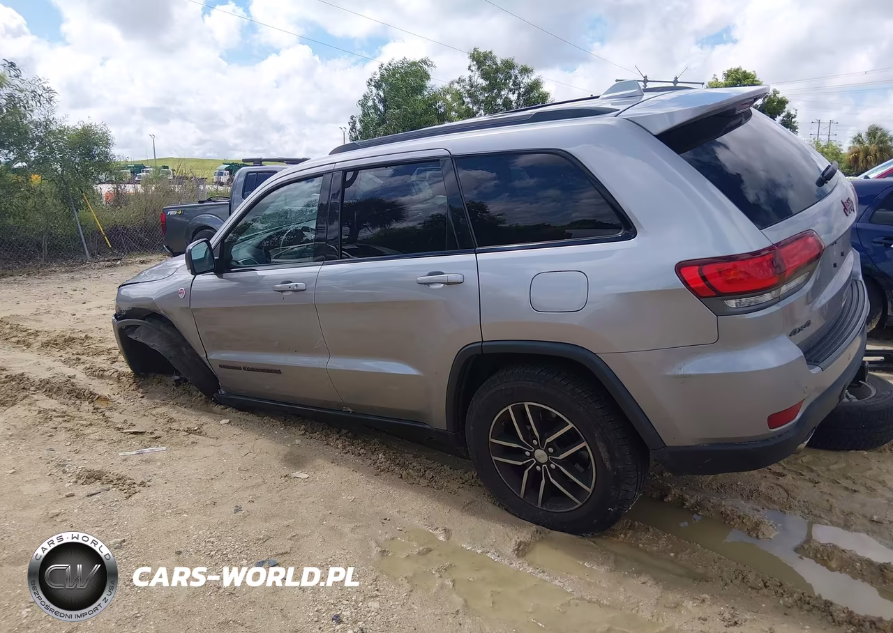 2017 Jeep Grand Cherokee Trailhawk VIN:1C4RJFLT3HC636368 - 14