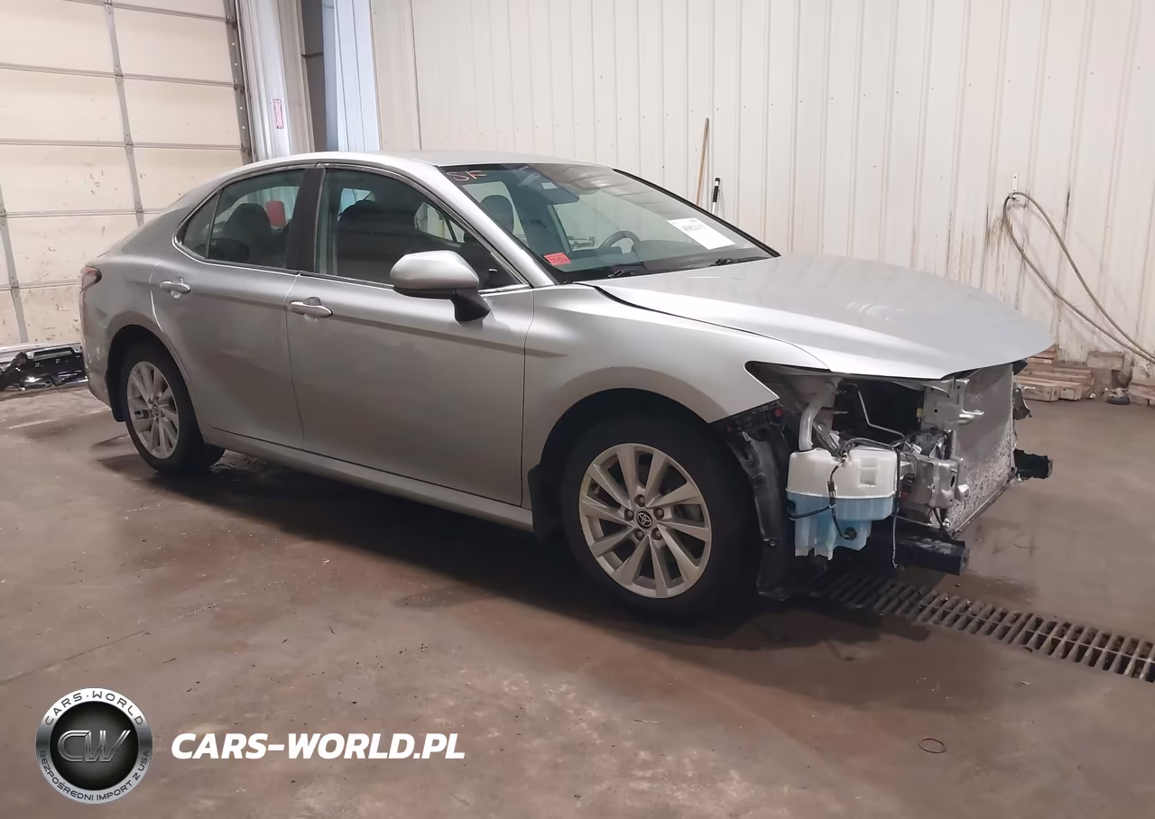 2021 Toyota Camry Le Awd