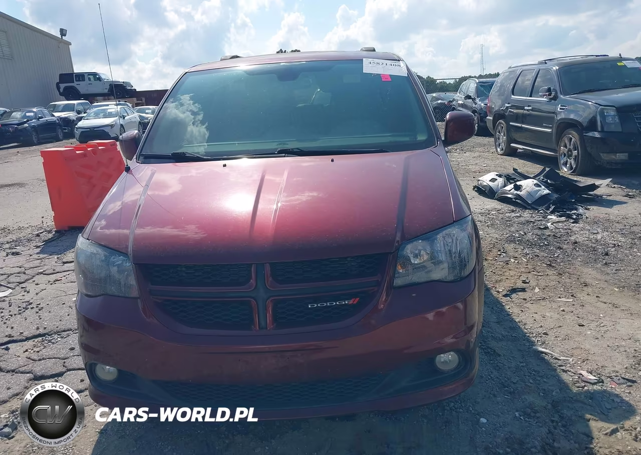2018 Dodge Grand Caravan Gt VIN:2C4RDGEG2JR299542 - 11