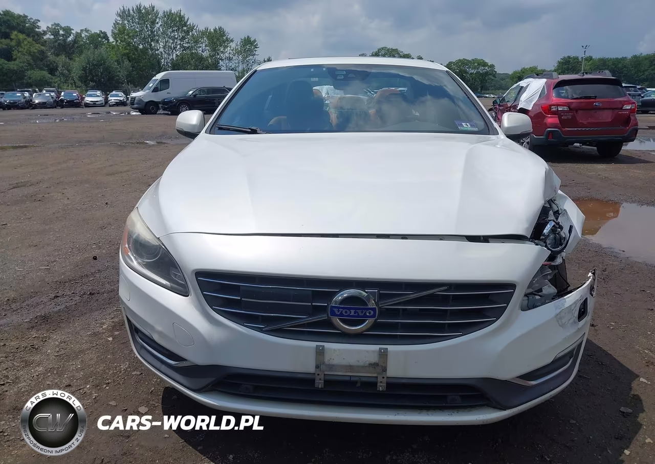 2015 Volvo S60 T6 Platinum VIN:YV149MFM0F2335114 - 12