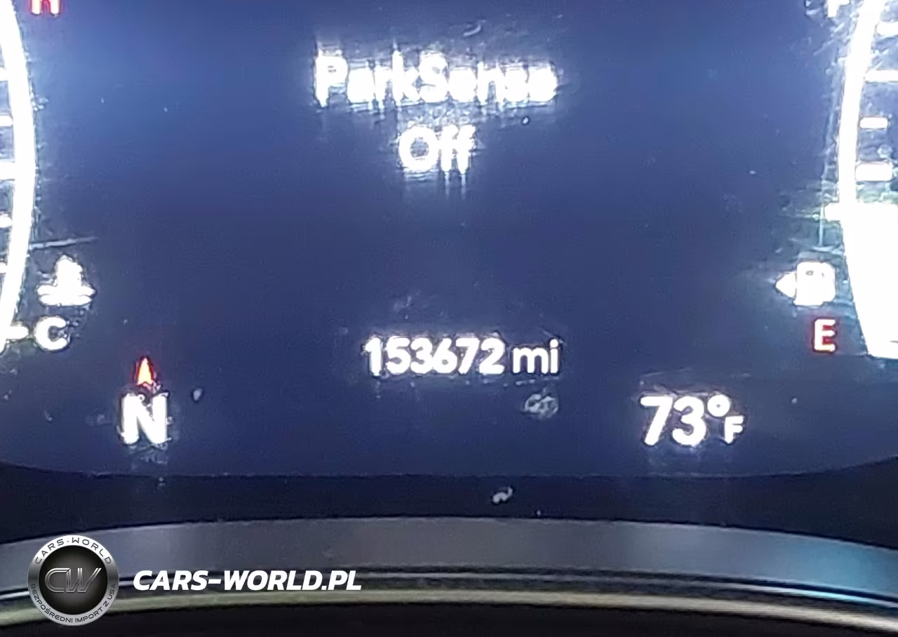 2017 Chrysler Pacifica Touring-L Plus VIN:2C4RC1EG6HR564909 - 15