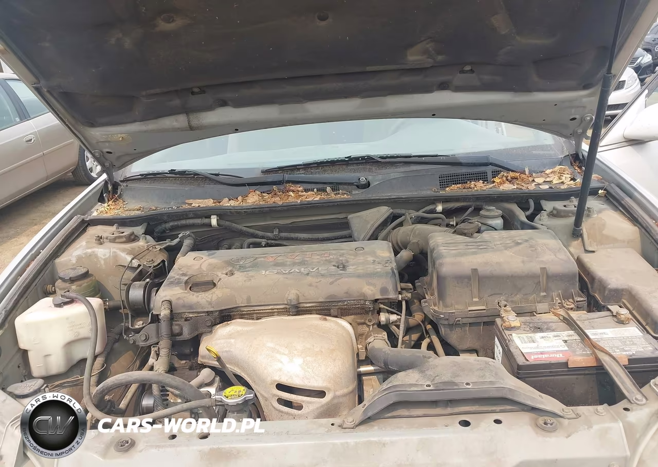 2002 Toyota Camry Le VIN:4T1BE32K42U084972 - 10