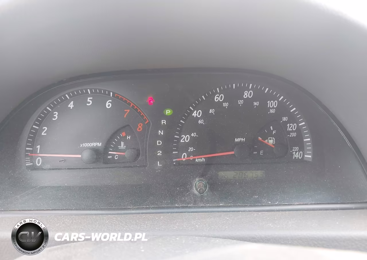2002 Toyota Camry Le VIN:4T1BE32K42U084972 - 7
