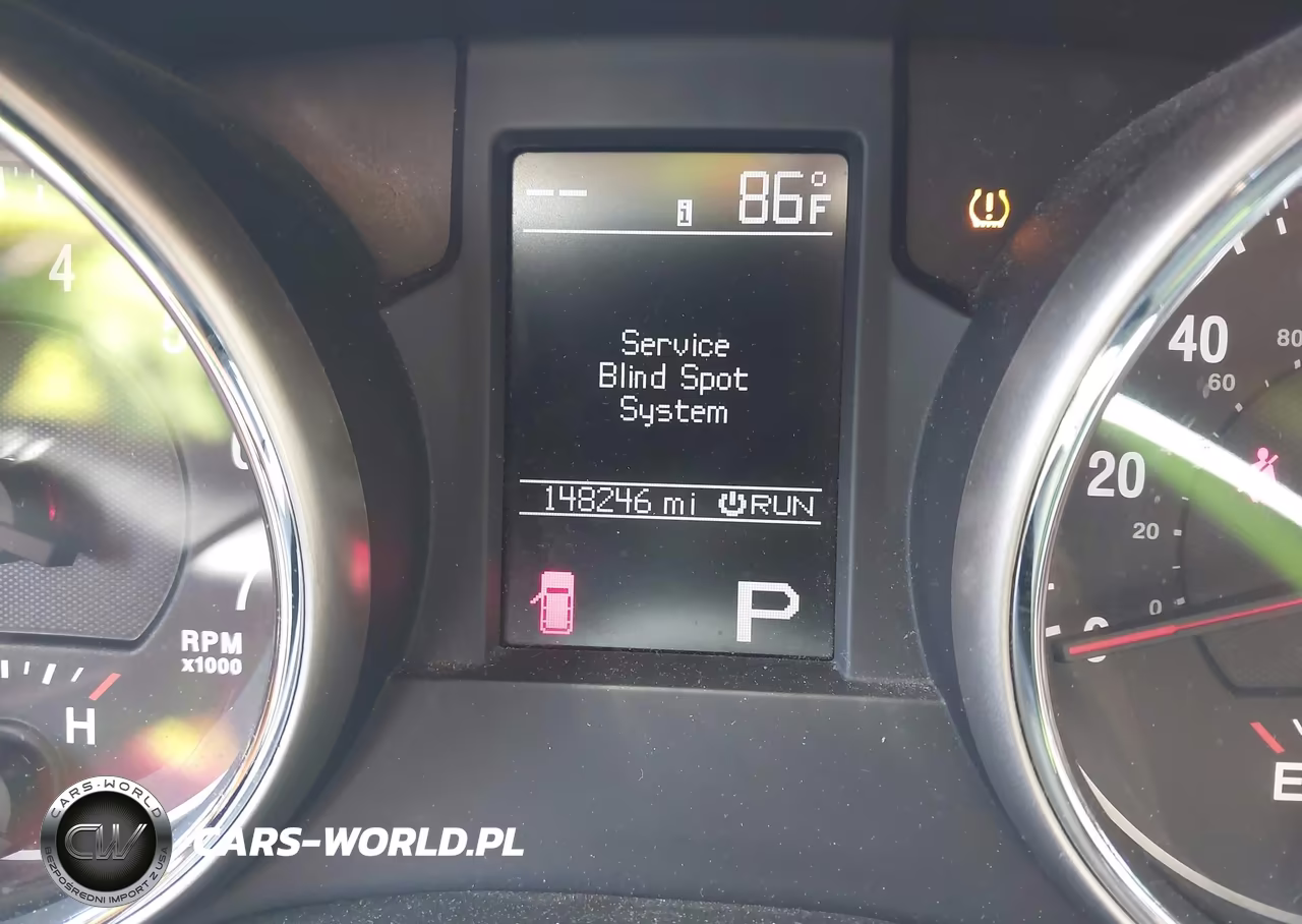2012 Jeep Grand Cherokee Overland VIN:1C4RJFCG6CC214705 - 7