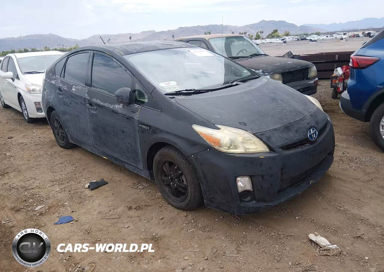 2014 Toyota Prius Two – zdjęcie 1 z 16