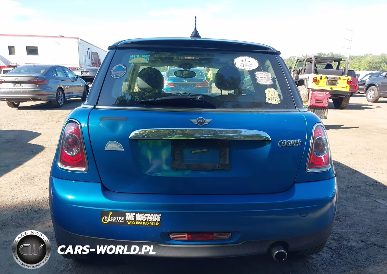 2011 Mini Cooper VIN:WMWSU3C56BT183683 - 16