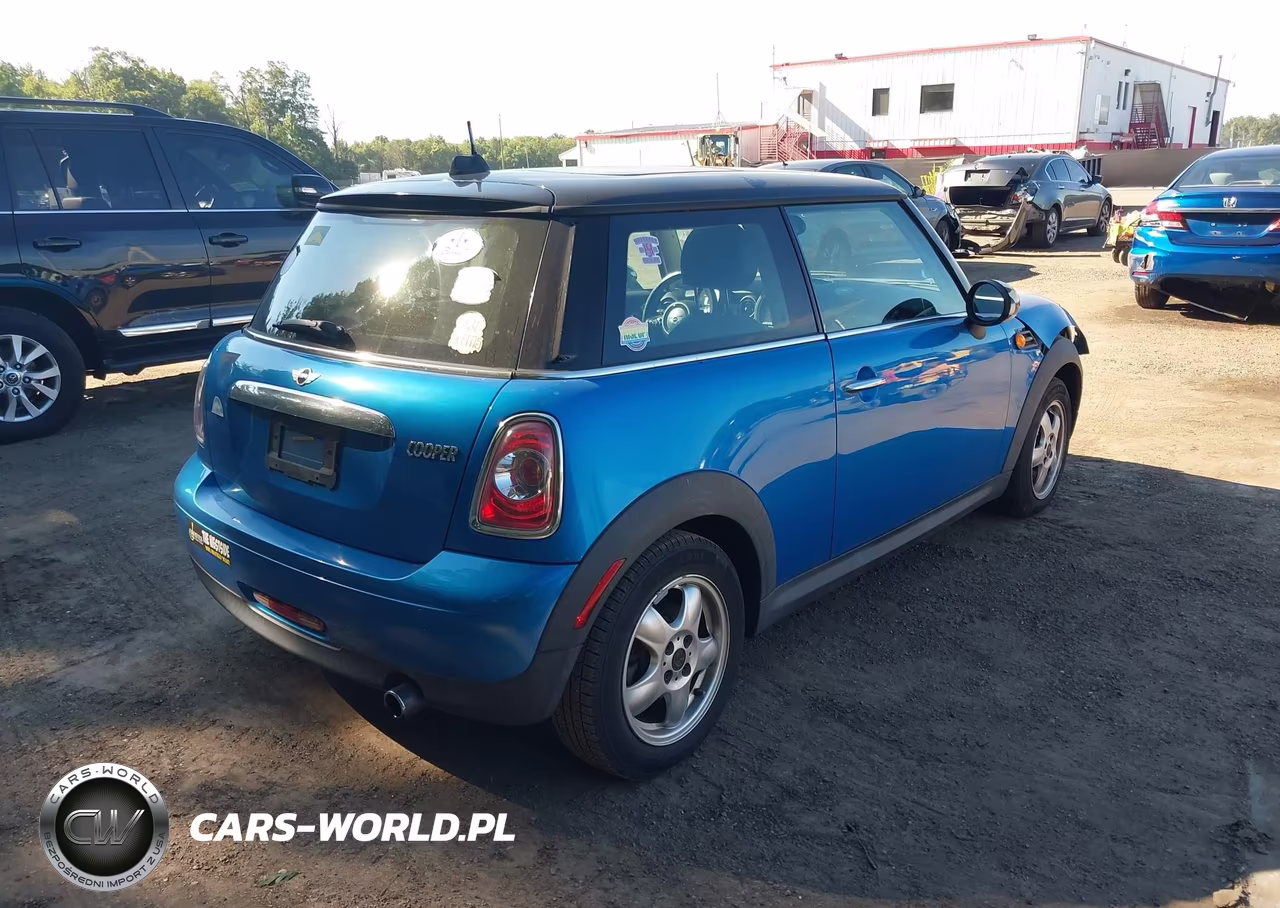 2011 Mini Cooper VIN:WMWSU3C56BT183683 - 4