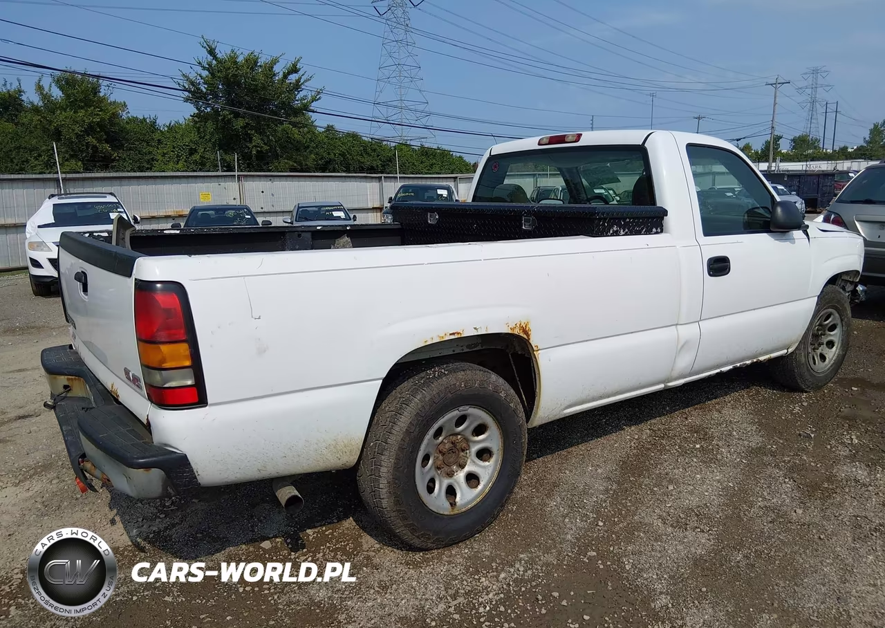 2007 GMC Sierra 1500 Classic Work Truck VIN:1GTEC14X57Z176882 - 4