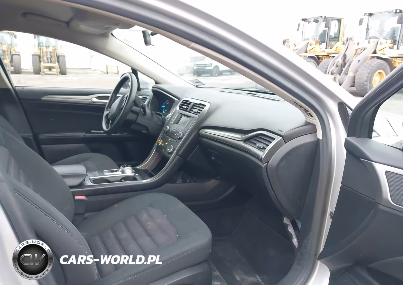 2017 Ford Fusion Se VIN:3FA6P0H73HR111991 - 5