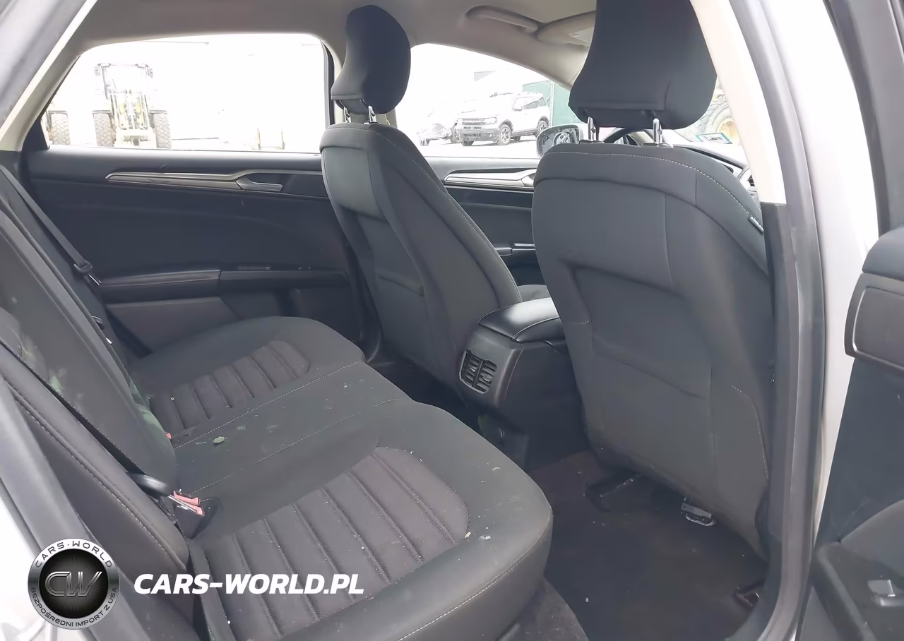 2017 Ford Fusion Se VIN:3FA6P0H73HR111991 - 8