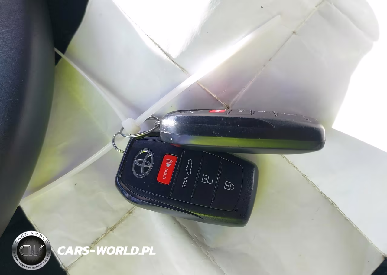 2024 Toyota Grand Highlander Xle VIN:5TDAAAB56RS023115 - 11