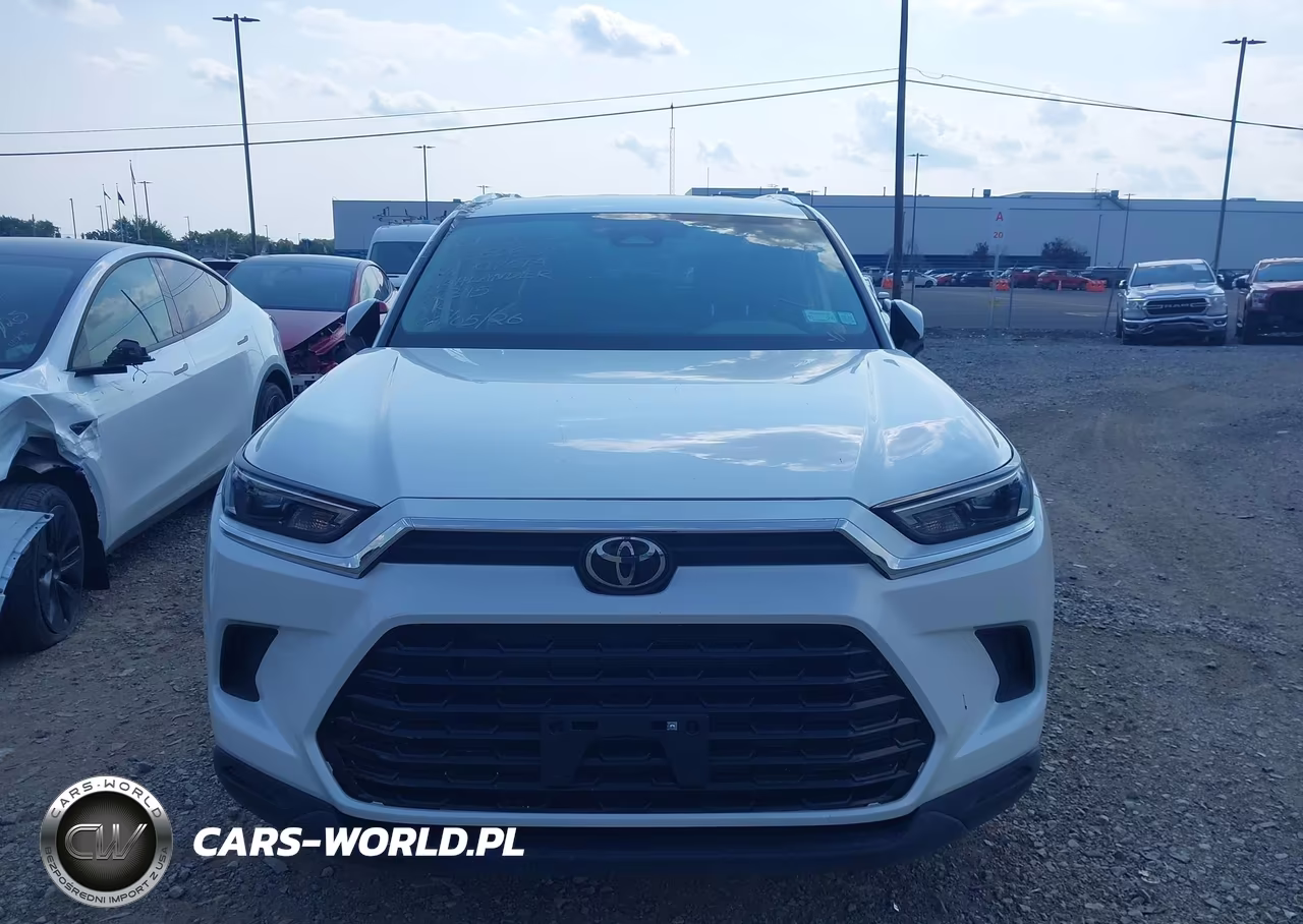 2024 Toyota Grand Highlander Xle VIN:5TDAAAB56RS023115 - 12