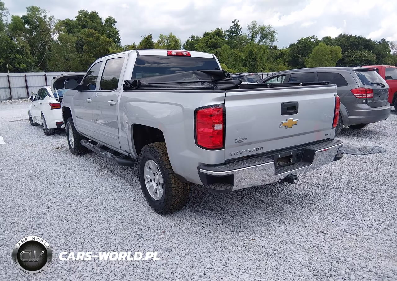 2018 Chevrolet Silverado 1500 1Lt VIN:3GCPCREC1JG424782 - 3