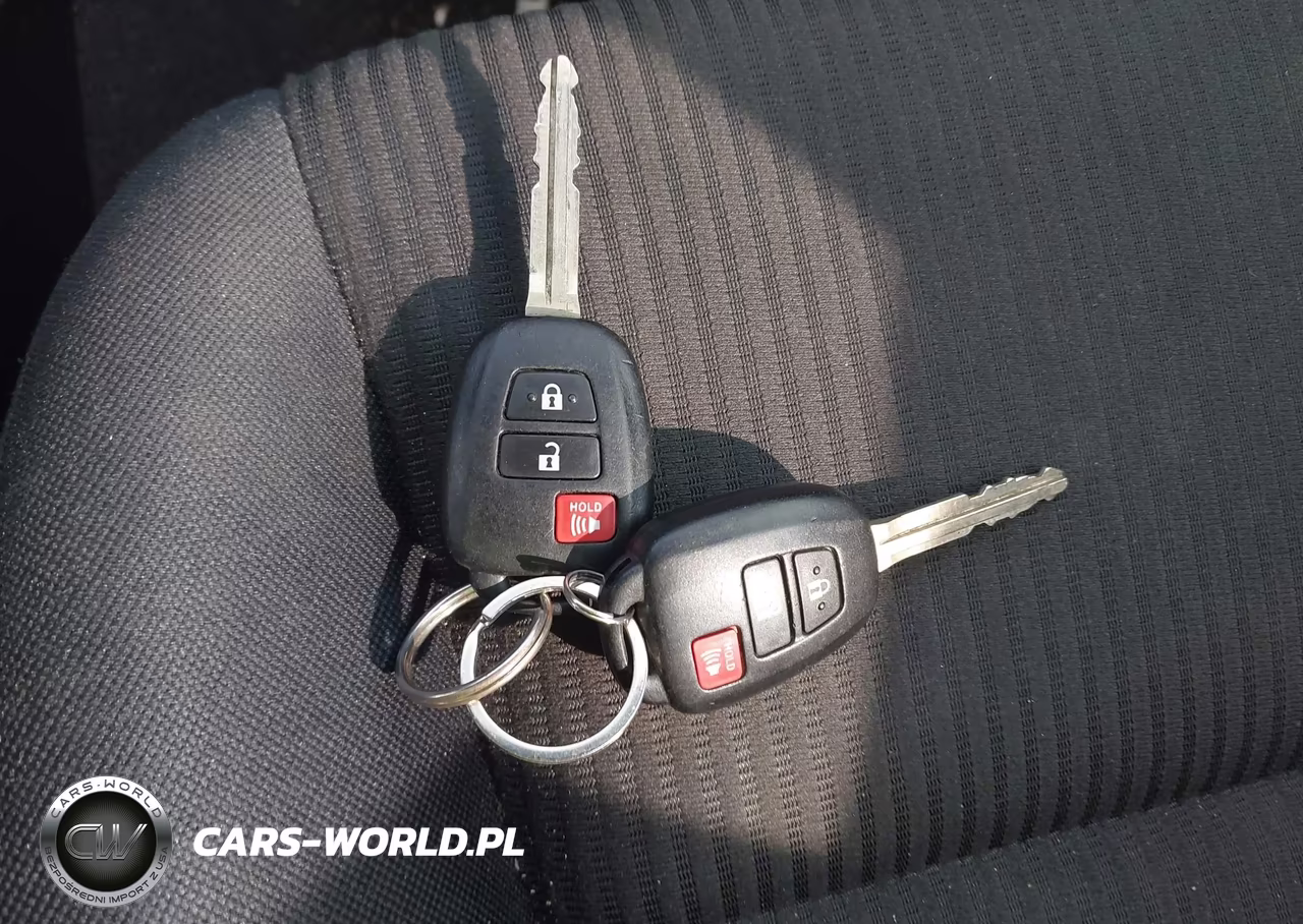 2016 Toyota Rav4 Le VIN:JTMBFREV4GJ101806 - 11