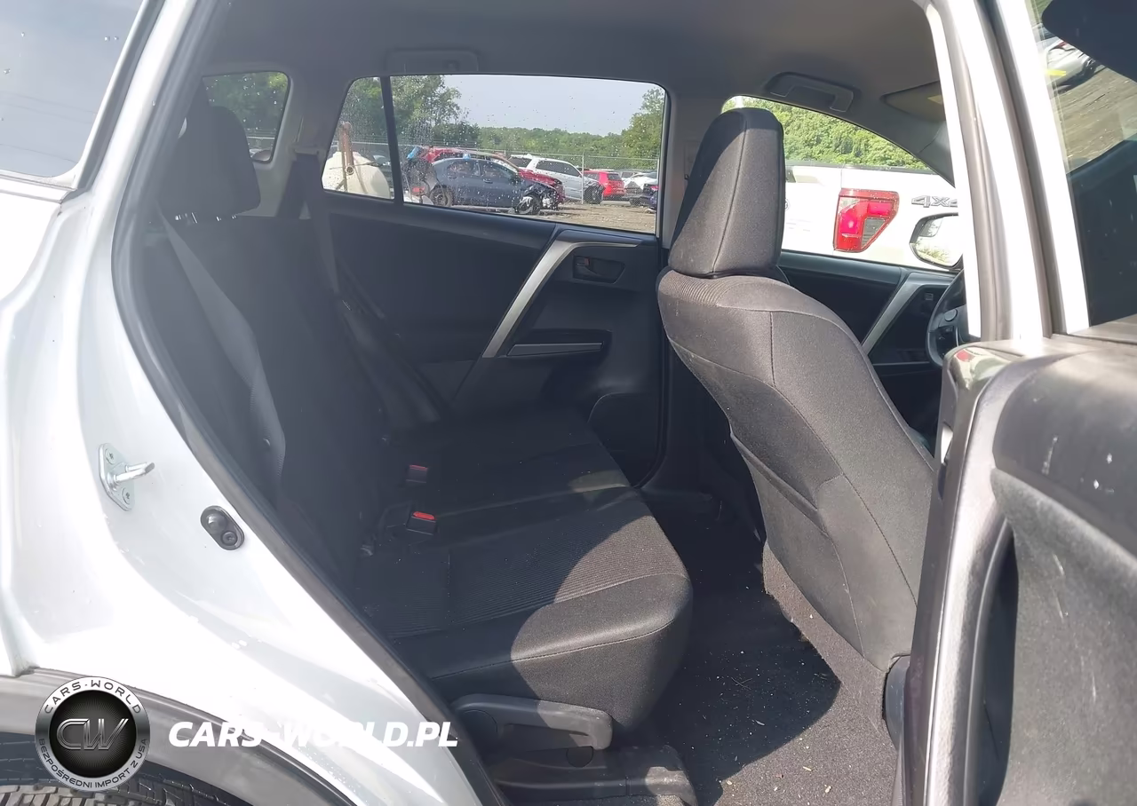 2016 Toyota Rav4 Le VIN:JTMBFREV4GJ101806 - 8