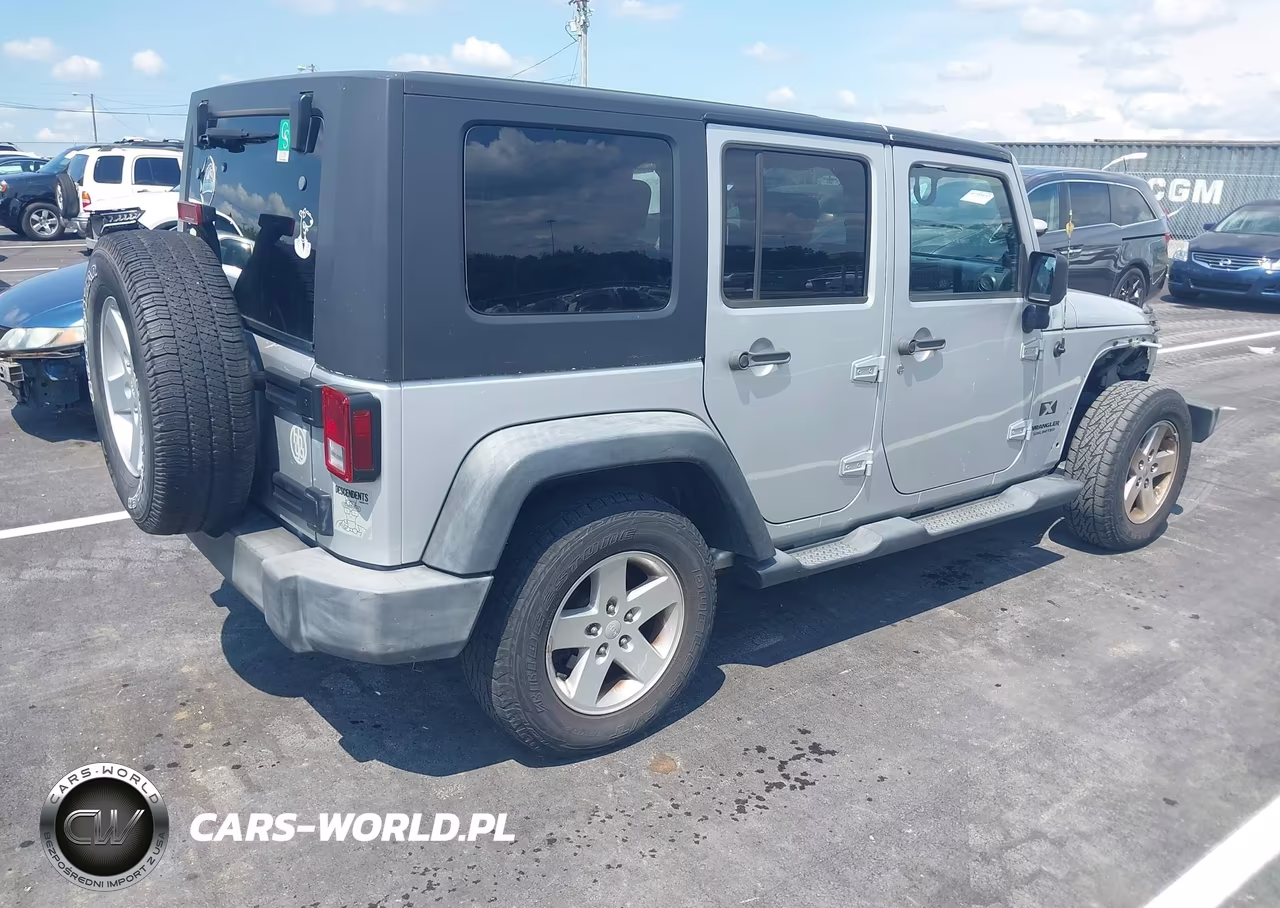 2007 Jeep Wrangler Unlimited X VIN:1J4GB39147L208178 - 4