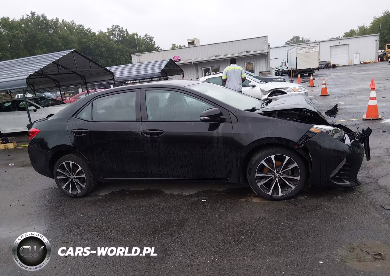 2017 Toyota Corolla Se VIN:2T1BURHE3HC831673 - 13