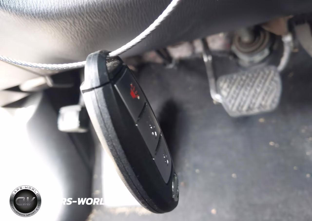 2015 Nissan Pathfinder S VIN:5N1AR2MM0FC685705 - 11