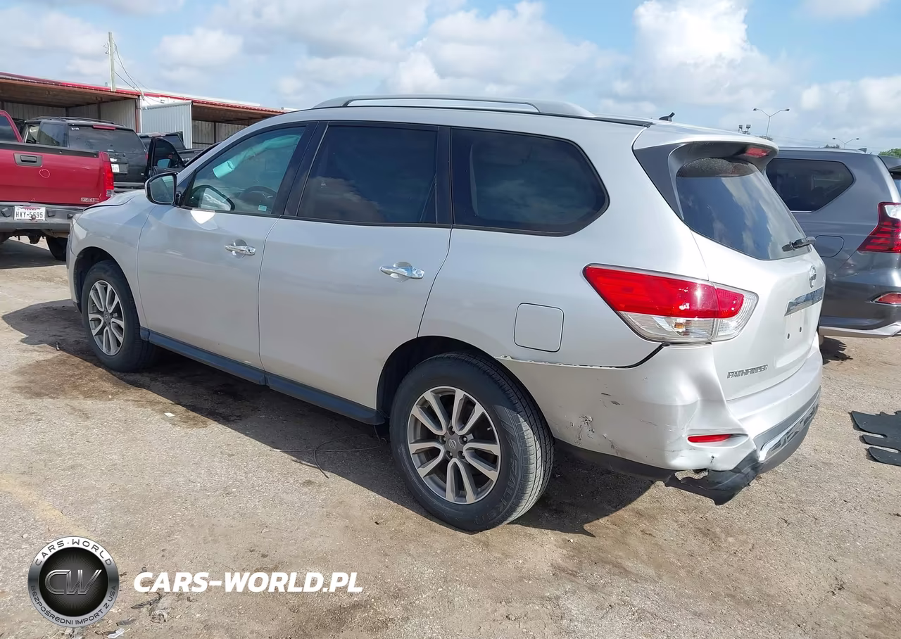 2015 Nissan Pathfinder S VIN:5N1AR2MM0FC685705 - 3