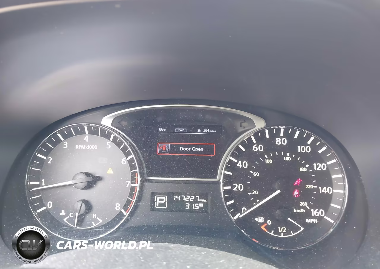 2015 Nissan Pathfinder S VIN:5N1AR2MM0FC685705 - 7