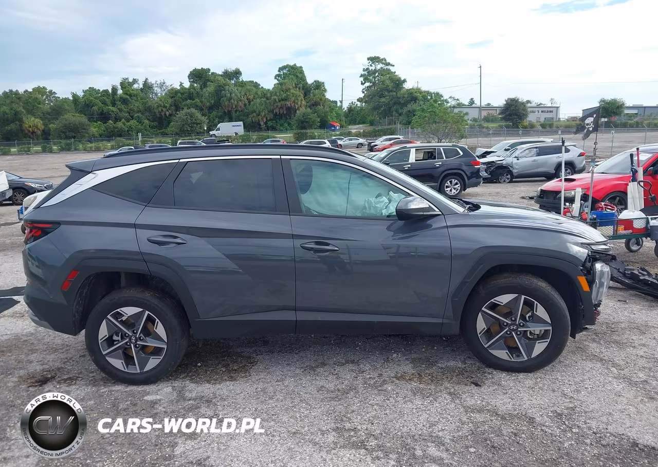 2026 Hyundai Tucson Hybrid Sel VIN:KM8JBDD13TU439856 - 13