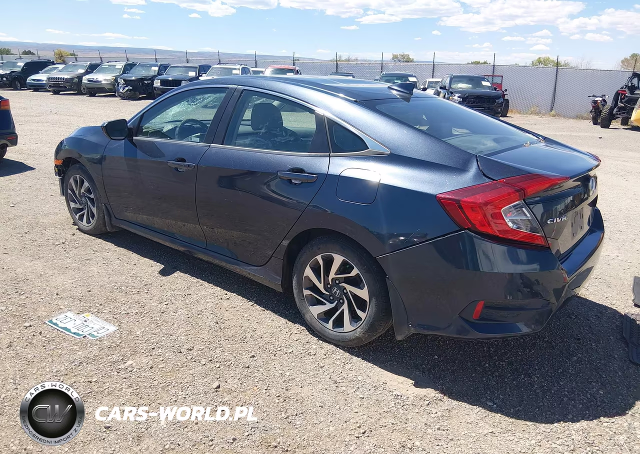 2018 Honda Civic Ex VIN:19XFC2F78JE013802 - 3