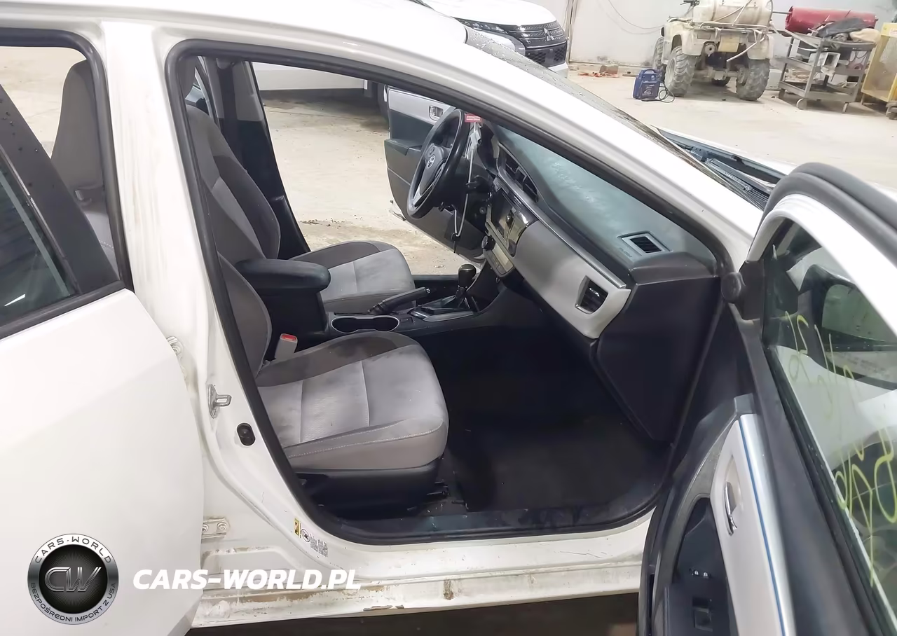 2016 Toyota Corolla Le VIN:2T1BURHE6GC688054 - 5