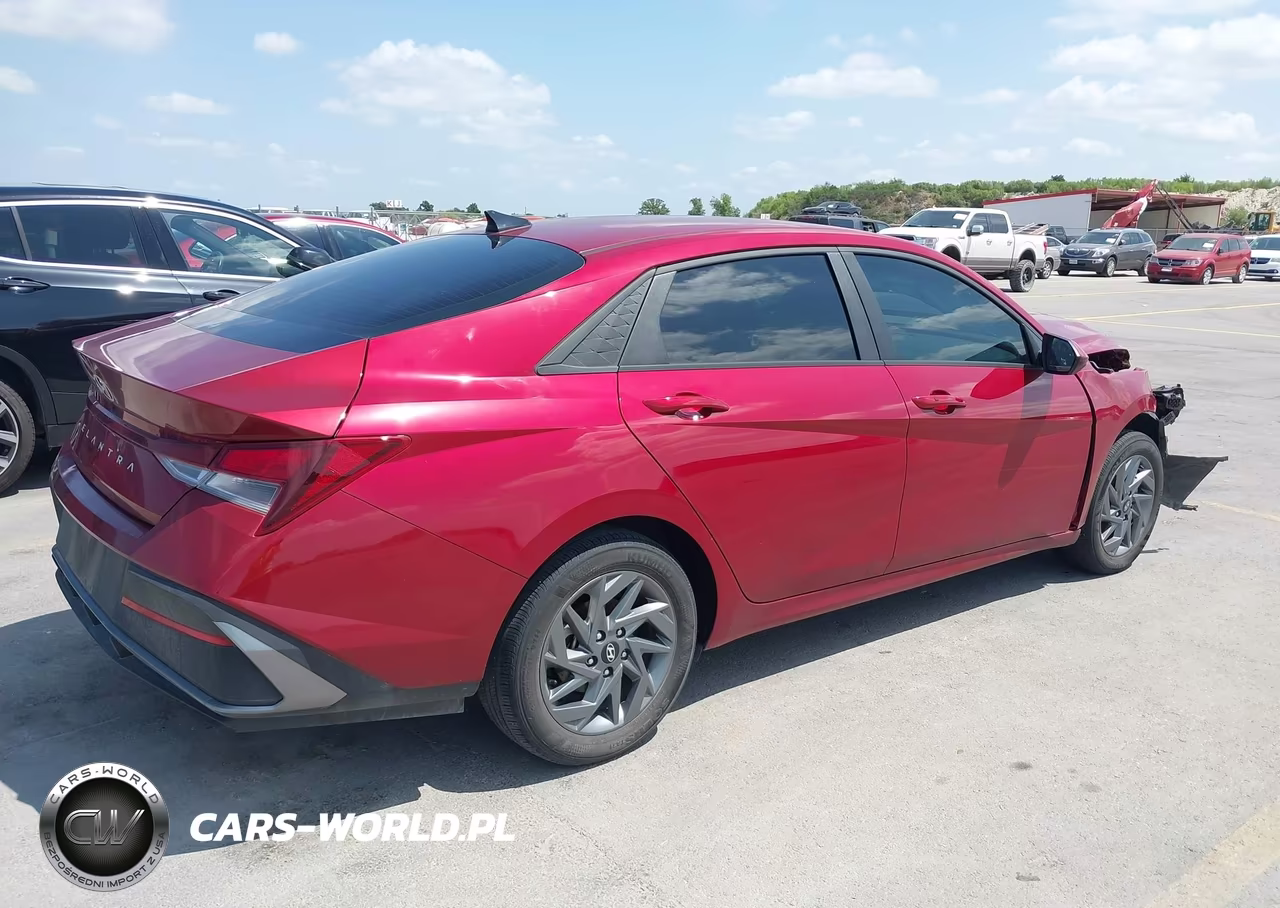 2024 Hyundai Elantra Sel VIN:KMHLM4DG2RU807234 - 4