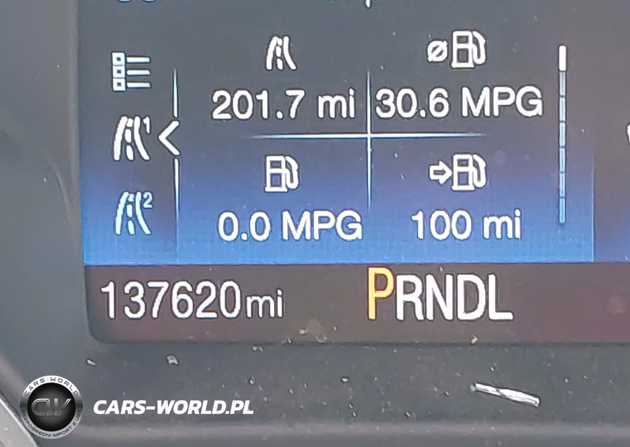 2018 Ford Focus Se VIN:1FADP3K22JL276022 - 14