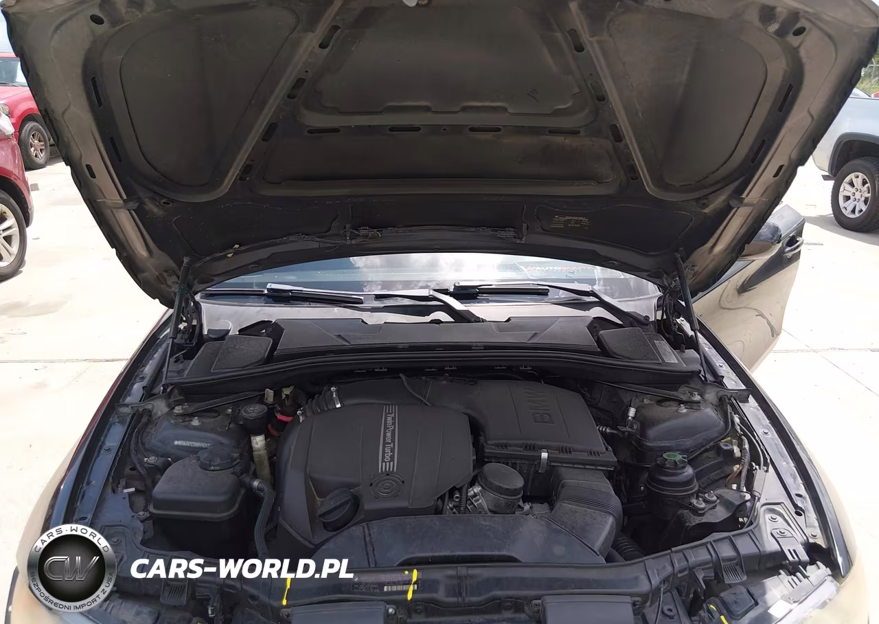 2011 BMW 135I VIN:WBAUN7C58BVM24967 - 10