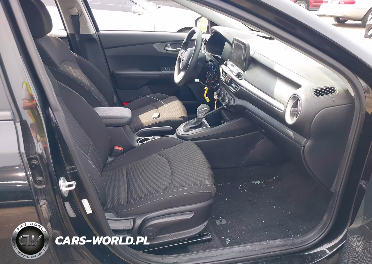2020 Kia Forte Fe VIN:3KPF24AD6LE146217 - 5
