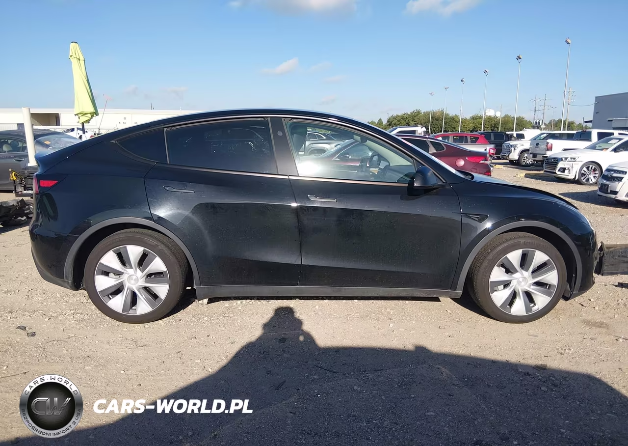 2024 Tesla Model Y Long Range Single Motor Rear-Wheel Drive-Rwd VIN:7SAYGDED3RF048448 - 14