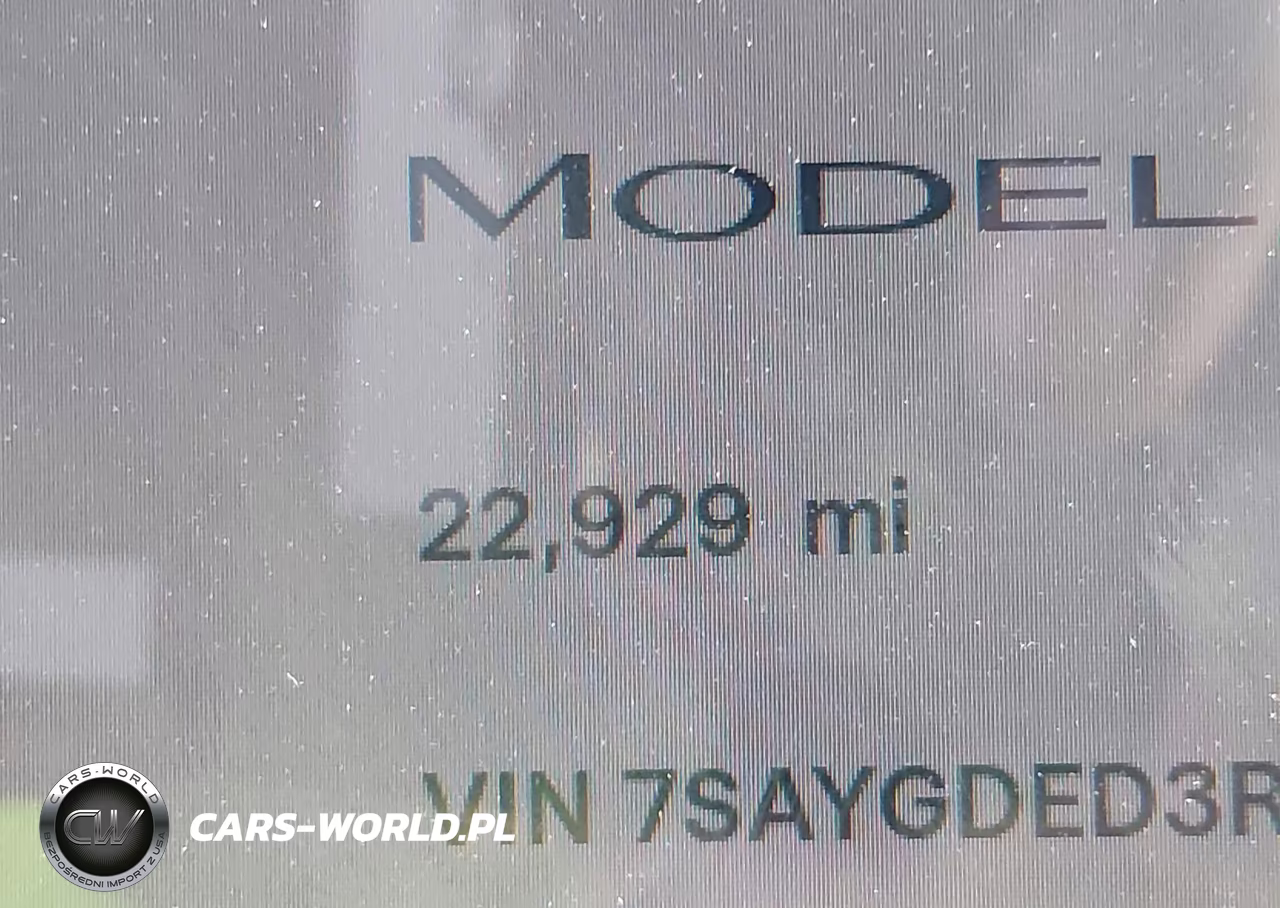 2024 Tesla Model Y Long Range Single Motor Rear-Wheel Drive-Rwd VIN:7SAYGDED3RF048448 - 16