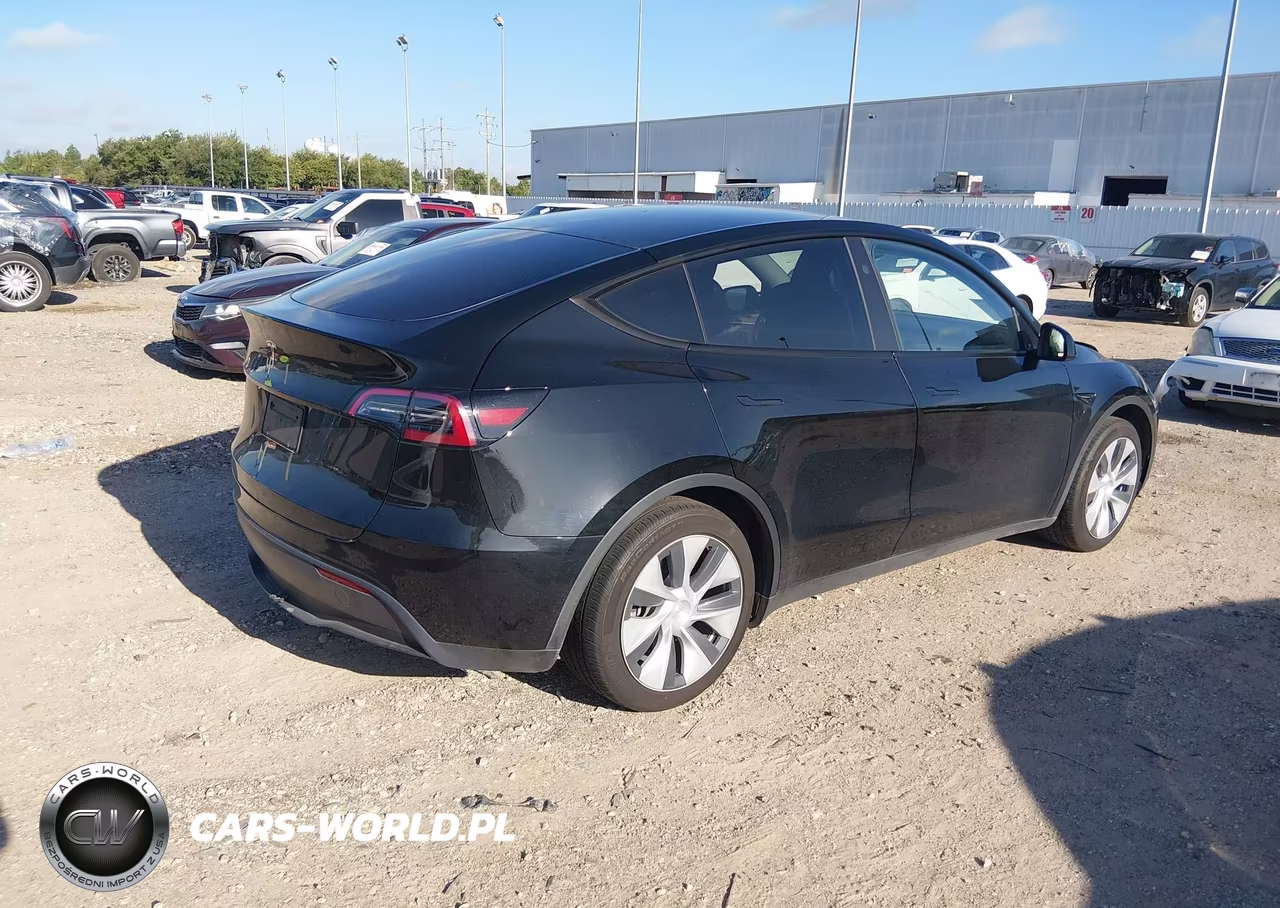 2024 Tesla Model Y Long Range Single Motor Rear-Wheel Drive-Rwd VIN:7SAYGDED3RF048448 - 4