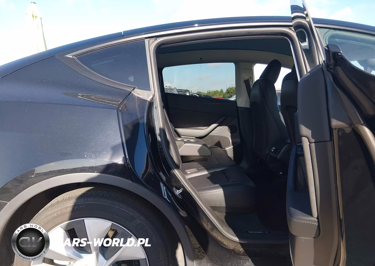 2024 Tesla Model Y Long Range Single Motor Rear-Wheel Drive-Rwd VIN:7SAYGDED3RF048448 - 8