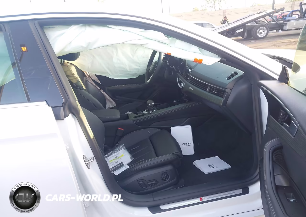 2023 Audi A5 Sportback Premium Plus 45 Tfsi S Line Quattro S Tronic VIN:WAUFACF53PA021941 - 5