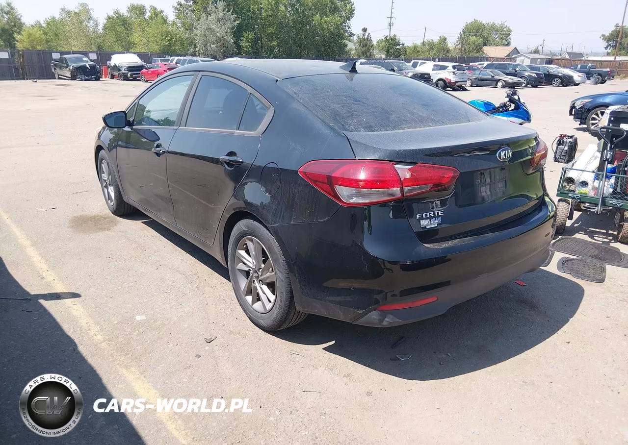 2017 Kia Forte Lx VIN:3KPFK4A77HE030414 - 3
