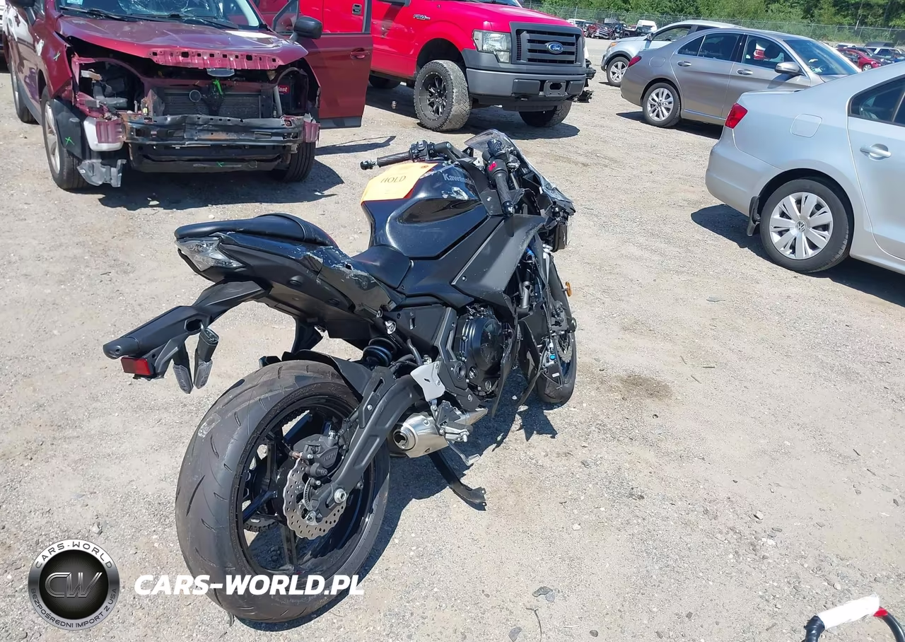 2026 Kawasaki Ex650 R VIN:ML5EXER17TDAG8117 - 4