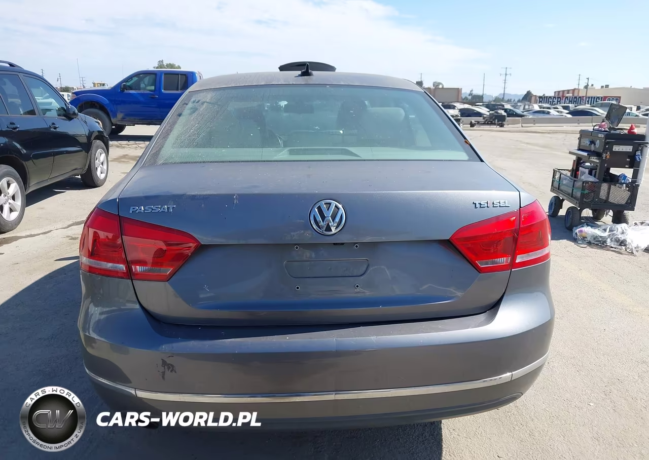 2015 Volkswagen Passat 1.8T Sel Premium VIN:1VWCS7A35FC117103 - 16