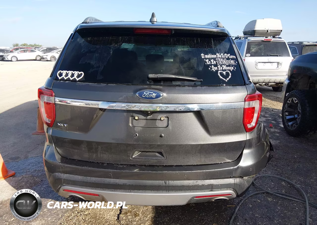 2017 Ford Explorer Xlt VIN:1FM5K7D82HGE22309 - 16