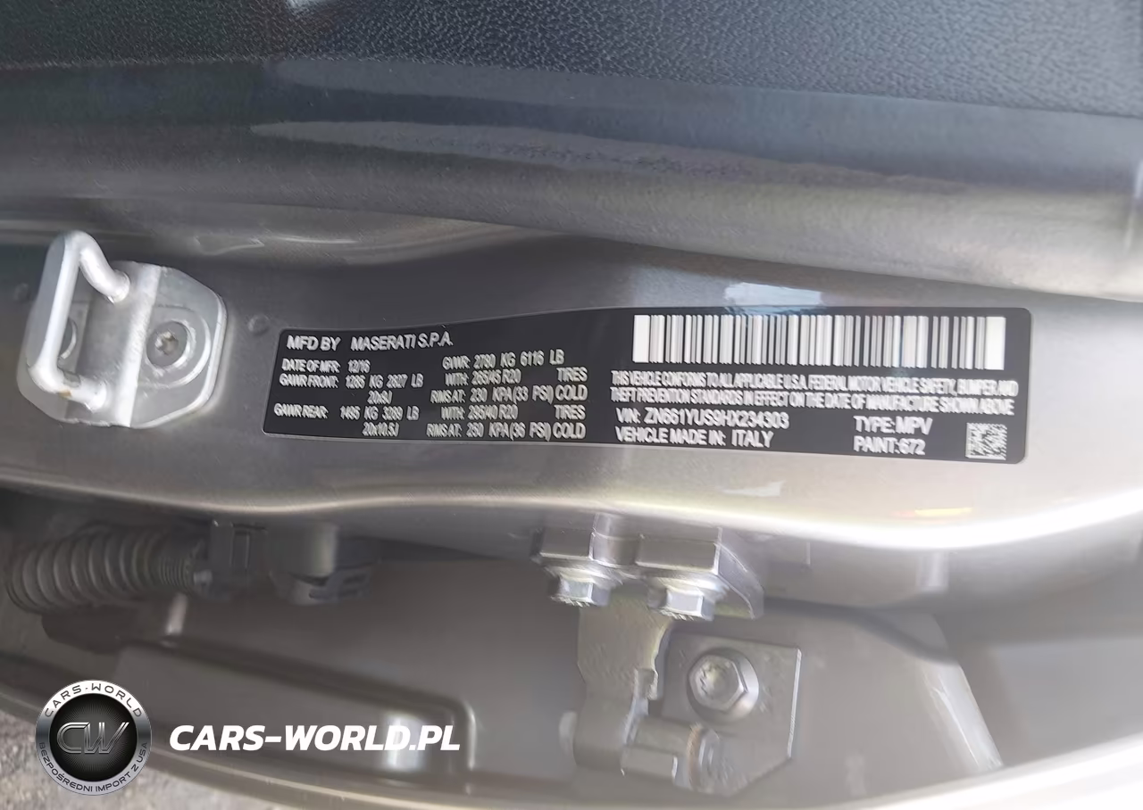 2017 Maserati Levante S VIN:ZN661YUS9HX234303 - 9