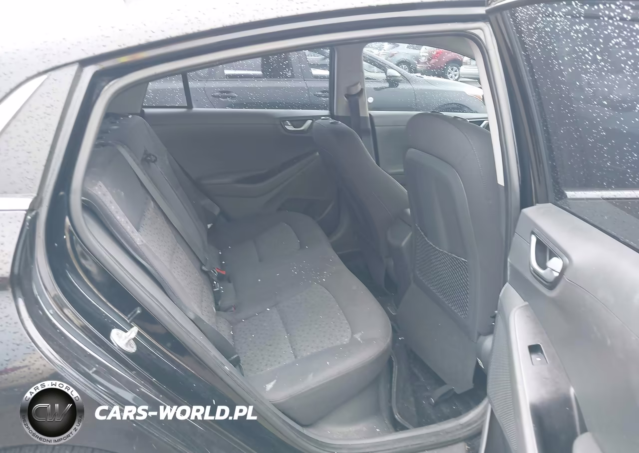 2017 Hyundai Ioniq Hybrid Sel VIN:KMHC75LC6HU049084 - 8