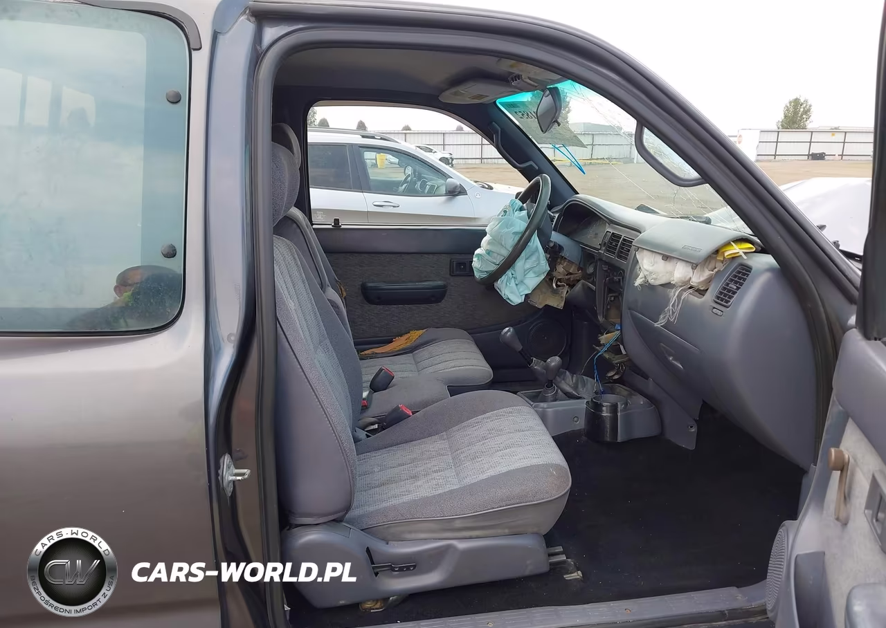 1998 Toyota Tacoma Base V6 VIN:4TAWN72N0WZ015403 - 5