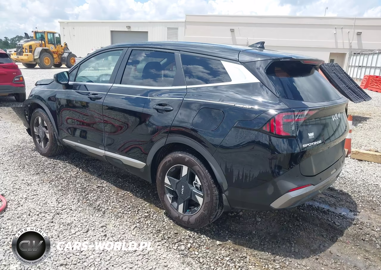 2026 Kia Sportage Lx VIN:5XYK23DF6TG421223 - 3