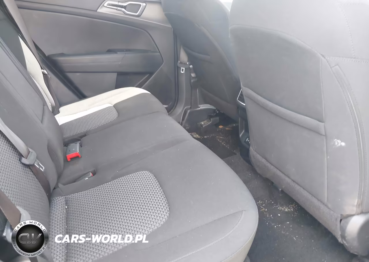 2026 Kia Sportage Lx VIN:5XYK23DF6TG421223 - 8