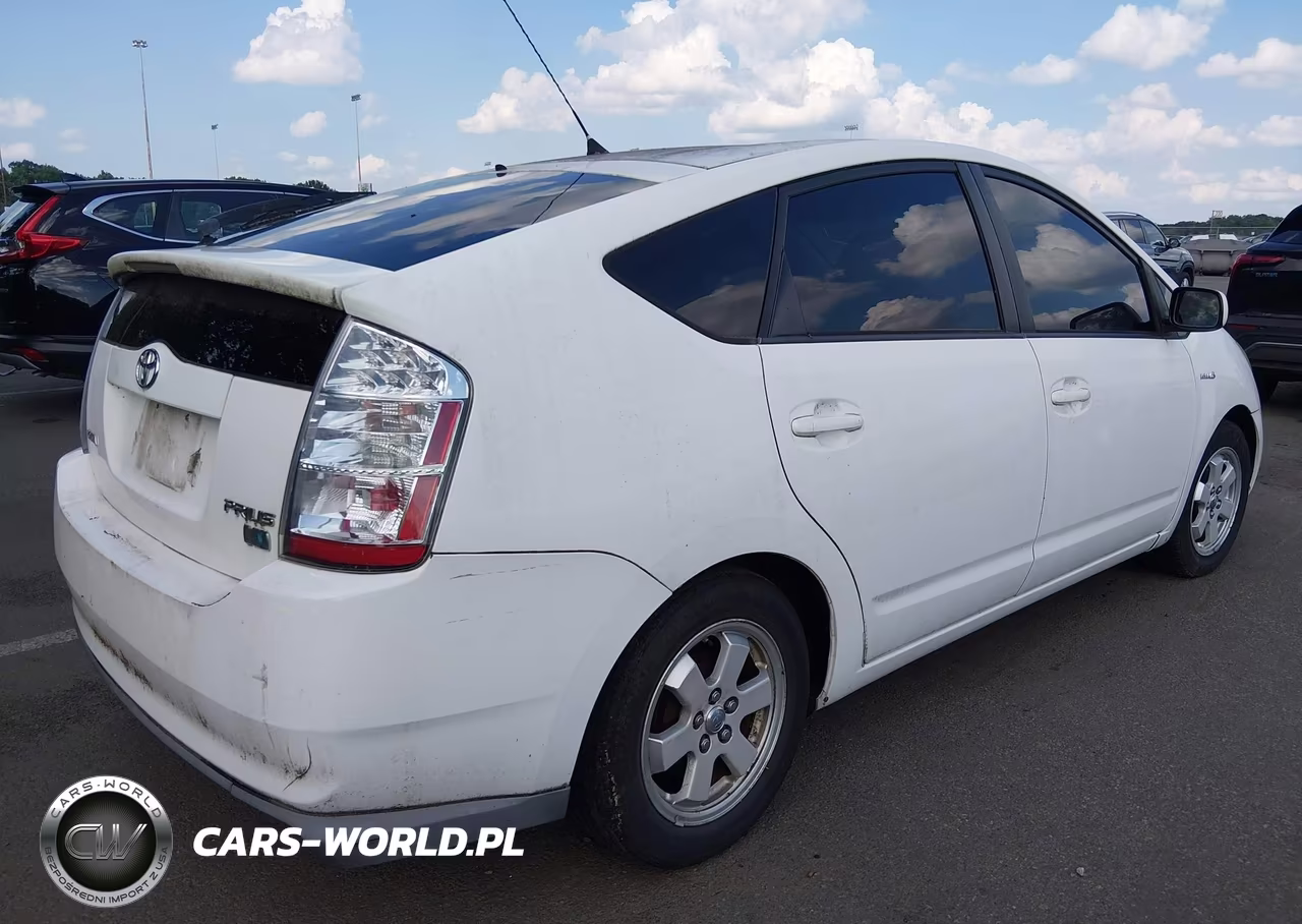 2007 Toyota Prius VIN:JTDKB20UX77650666 - 4